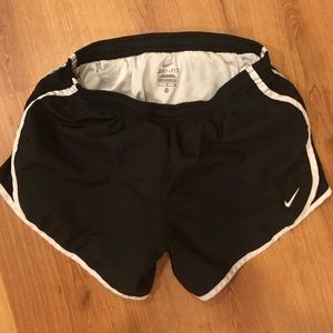 Black nike shorts